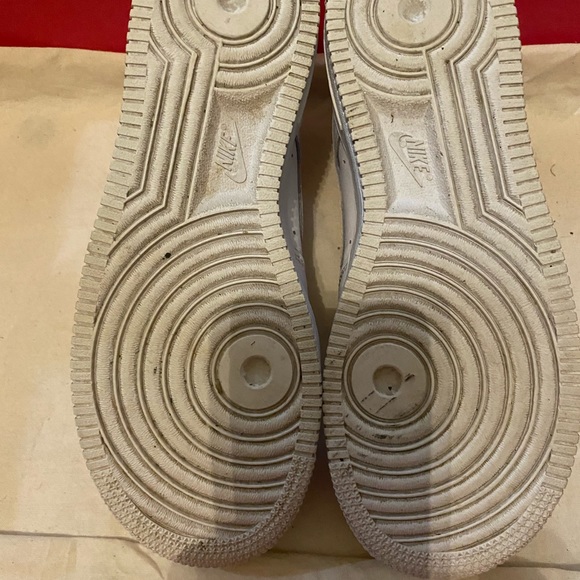 Nike Air Force 1 - 2018 - Picture 2 of 4